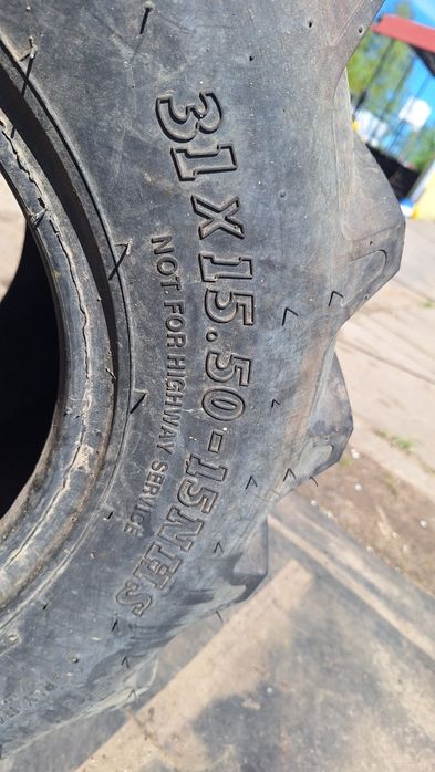 Opona 31x15.50-15 Hns bkt