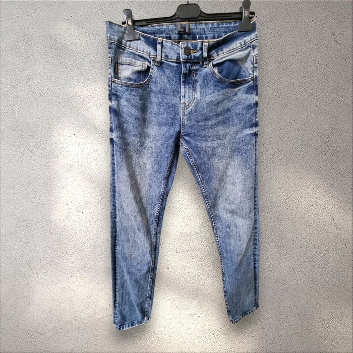 Niebieskie jeansy spodnie męskie cropp w28 l34 skinny