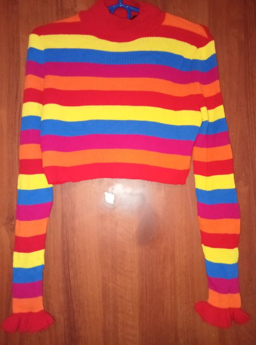 Damski golf w kolorowe paski retro.