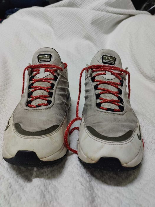 Sapatilhas Nike Air tam. 42,5 em muito bom estado.