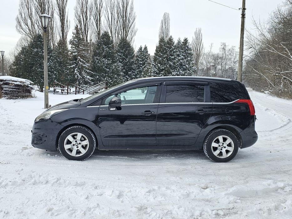 Peugeot 5008 GT LINE 2015