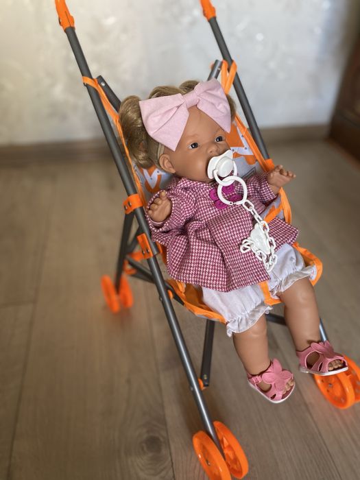 Вiзочки для ляльок