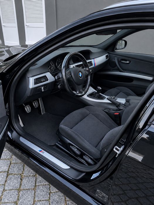 BMW 318d Pack M completo