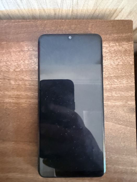 Продам телефон М 32