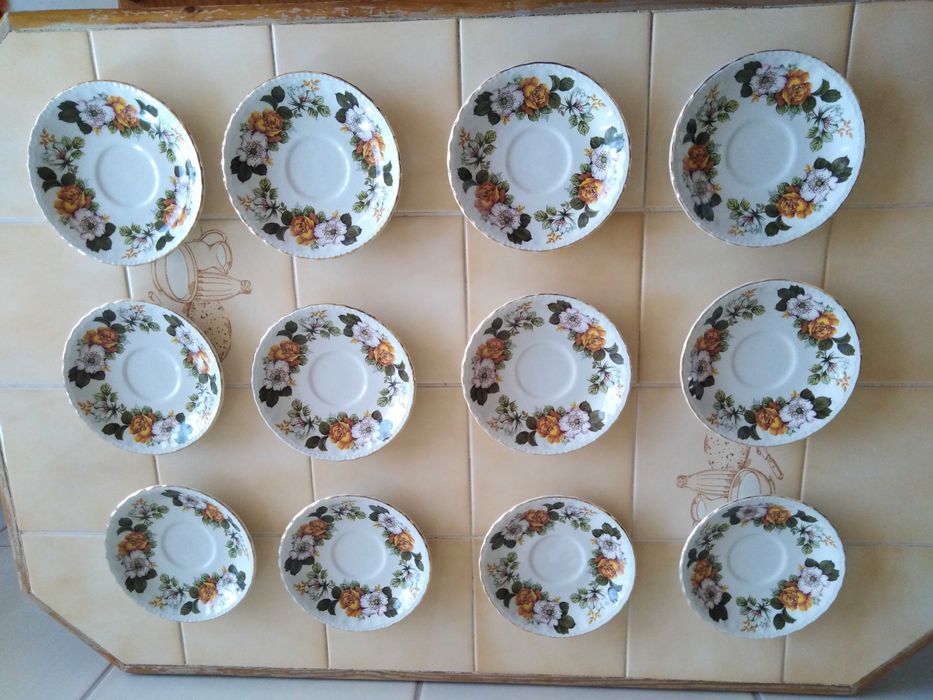 Serviço/Conjunto/Set Completo de Chá Royal Tudor Ware Ironstone Rosina