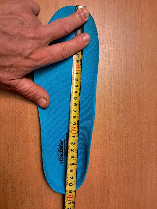 Оригинальные кроссовки  Asics  размер 46