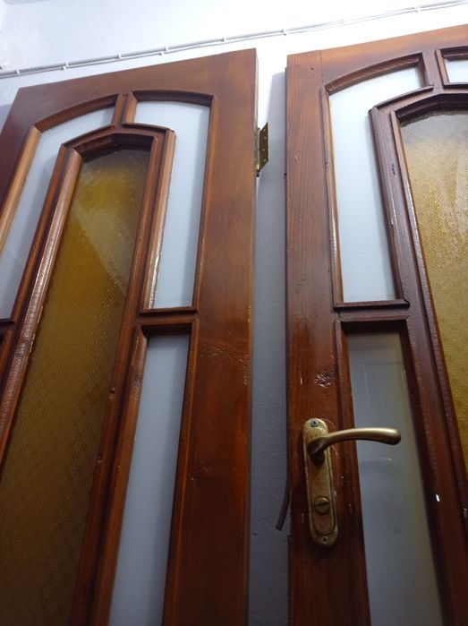 Продам двері дерев'яні