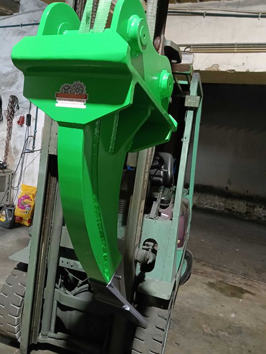 Riper com opção unha para arrancar vinhas