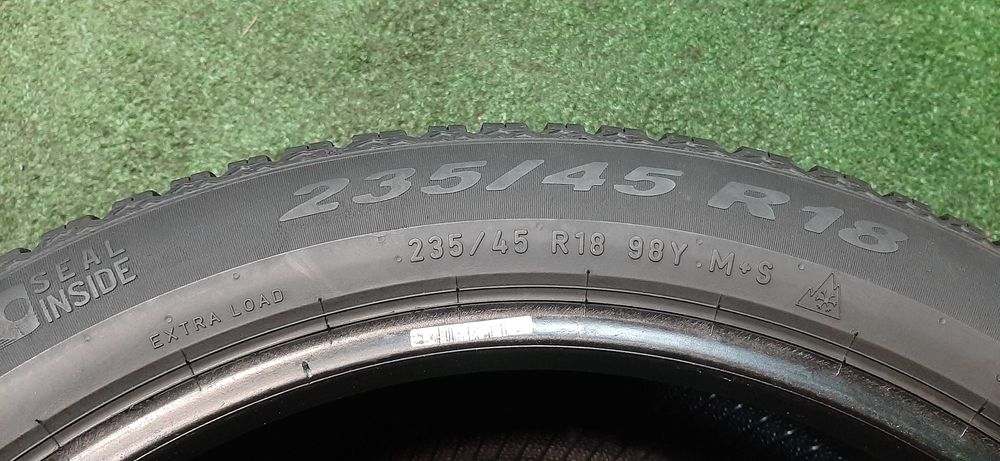 Opona Całoroczna 235/45/18 Pirelli Cinturato All Season SF2 / Montaż