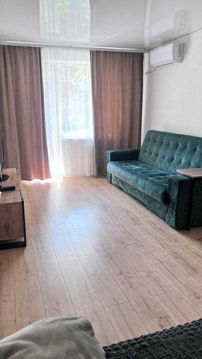 Центр, автовокзал ,  р- н  Артема,(лікарня  Тисячка)