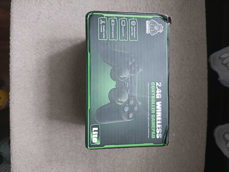Konsola retro M8 64GB – 20000 gier + 2 bezprzewodowe kontrolery
