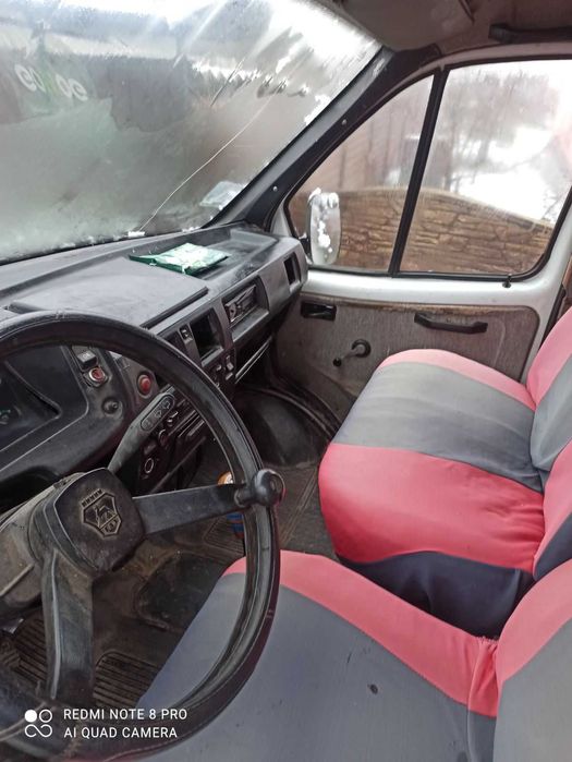 Газель 2002 року