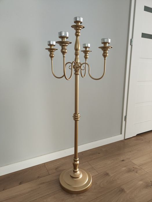 Świecznik bardzo duży