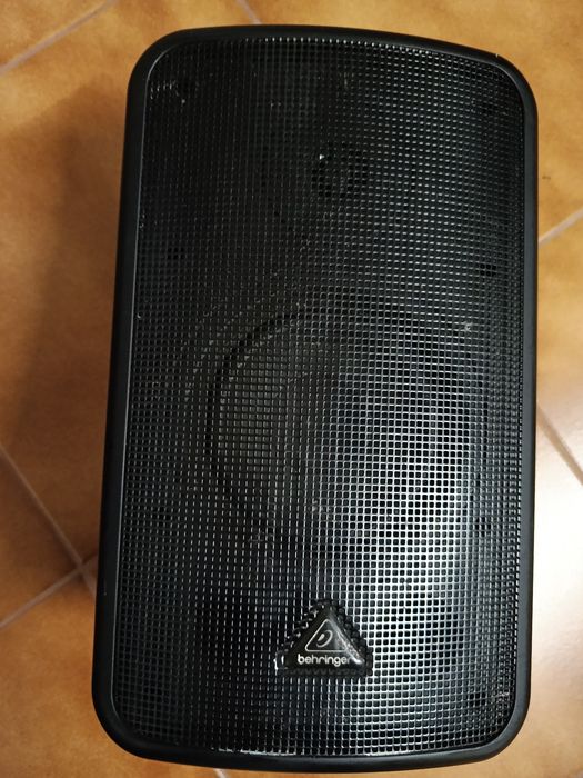 Behringer CE500A