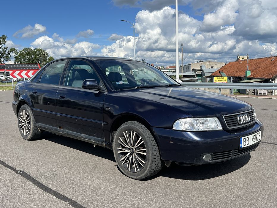 Audi A4 B5 2.4 benzyna + gaz * hak * klimatyzacja
