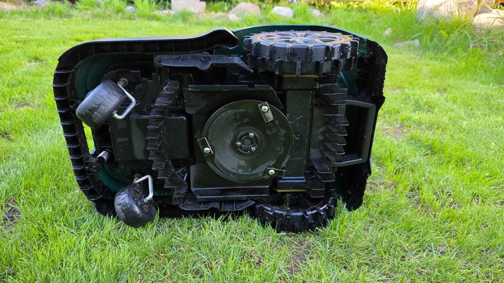 Robot koszący Parkside PAMR 750 A1