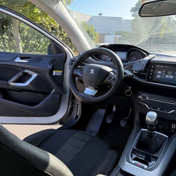 Peugeot 308 1.6 HDi **DESDE 129€ MêS**