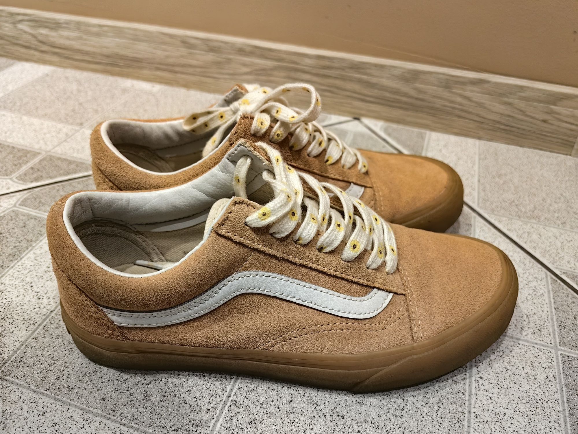Buty vans Old skool vansy be owe zamszowe kwiaty s oneczniki Gliwice Trynek OLX.pl
