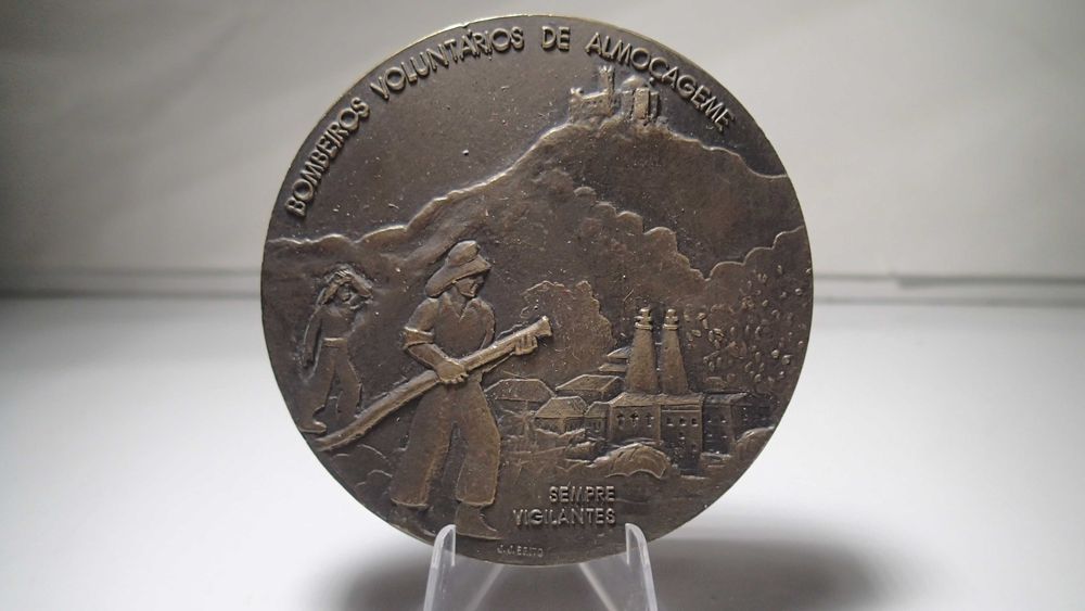 Medalha de Bronze dos Bombeiros Voluntários de Almoçageme