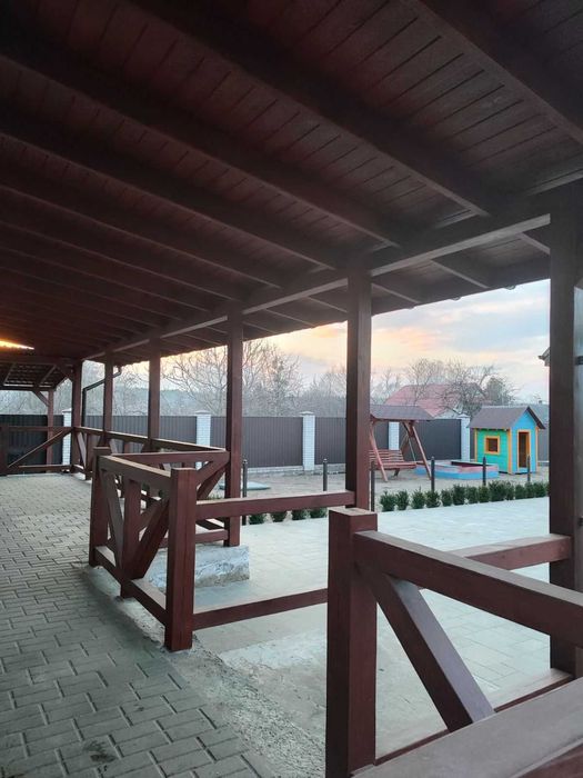 Дениші, чудовий будинок в тихому куточку