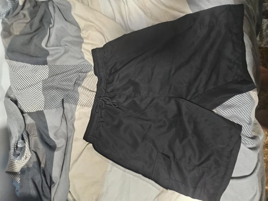 Calções cargo preto e cinzento