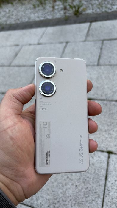 Ausus Zenphone 9 8/128GB