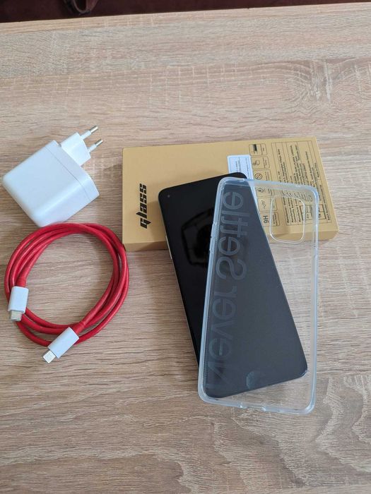 OnePlus 8T dobra bateria + nowe etui + nowe szkło hartowane + ładowarka