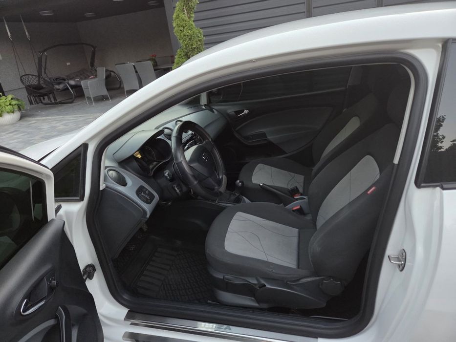 Seat ibiza 3D 1,2TDI 2015р.в пробіг 99т.