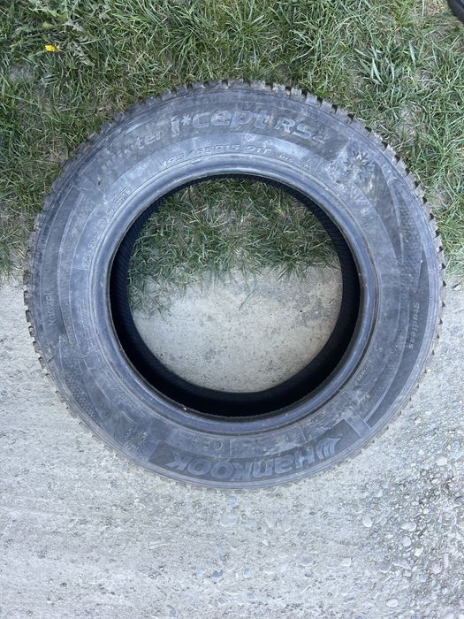 Продам шини 195/65r15 зима