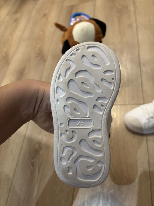 Кросівки унісекс дитячі