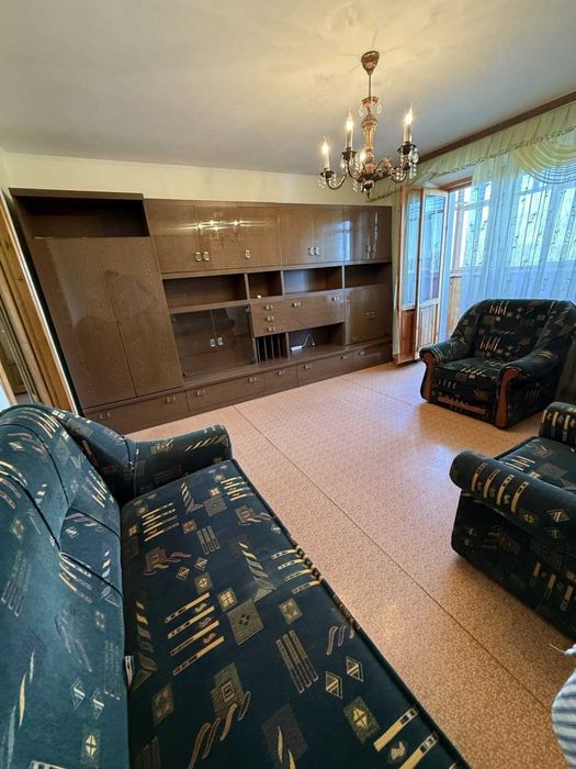 Продаж 3-кімнатної квартири в зручному районі!