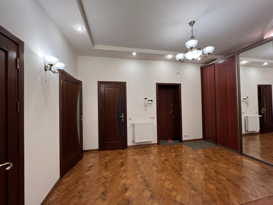 Оренда 1 кімн. Квартири по вул. Єфремова 75