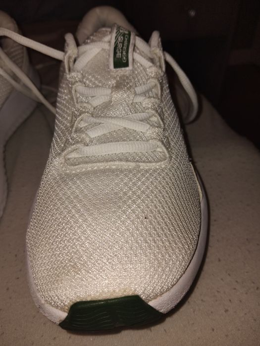 Buty sportowe i Under Armour Charged Surge 4