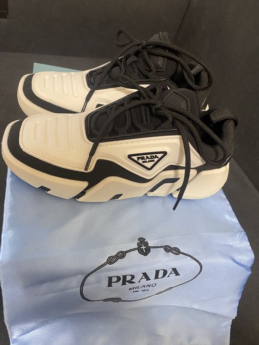 Продам нові кросівки PRADA 39 розмір