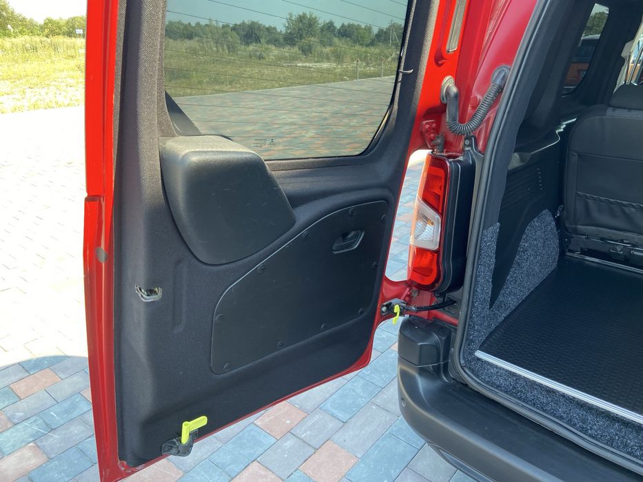 Opel Combo пасажир