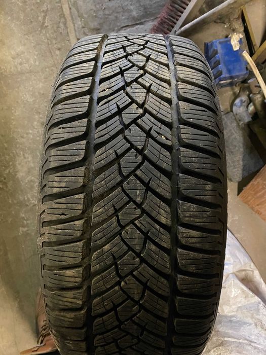 215/50R17 Pojedyncza używana opona zimowa Fulda