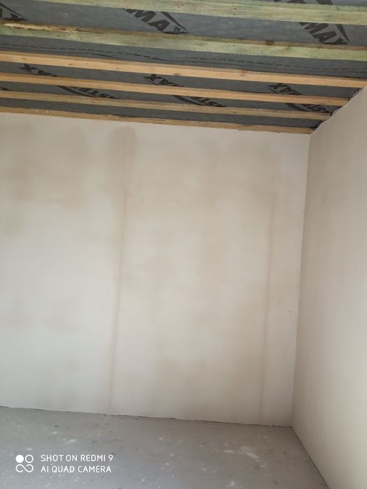 Продам класний котедж  з внутрішніми роботами та великою ділянкою!!!