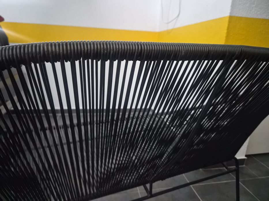 Cadeirão de Jardim de 2 Lugares em Resina e Metal Preto