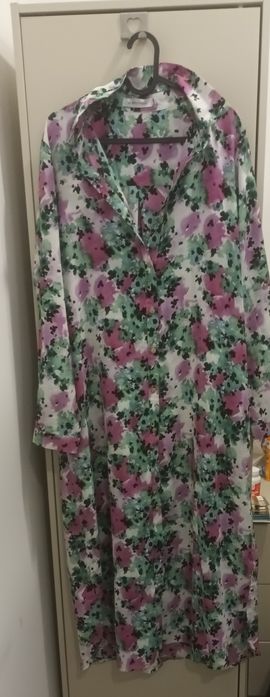 New Women's Shirt Size L