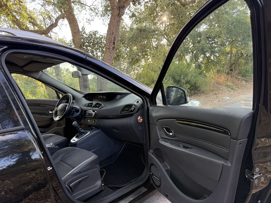 Renault Grand Scénic 1.5 dCi Bose Edition (7 Lugares)