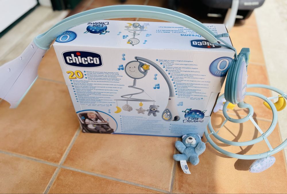 Mobile Chicco Baby – Música e Luzes para o Bebé