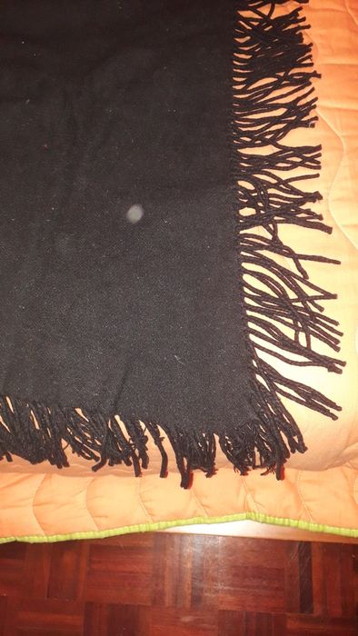 Lenços antigos e xailes