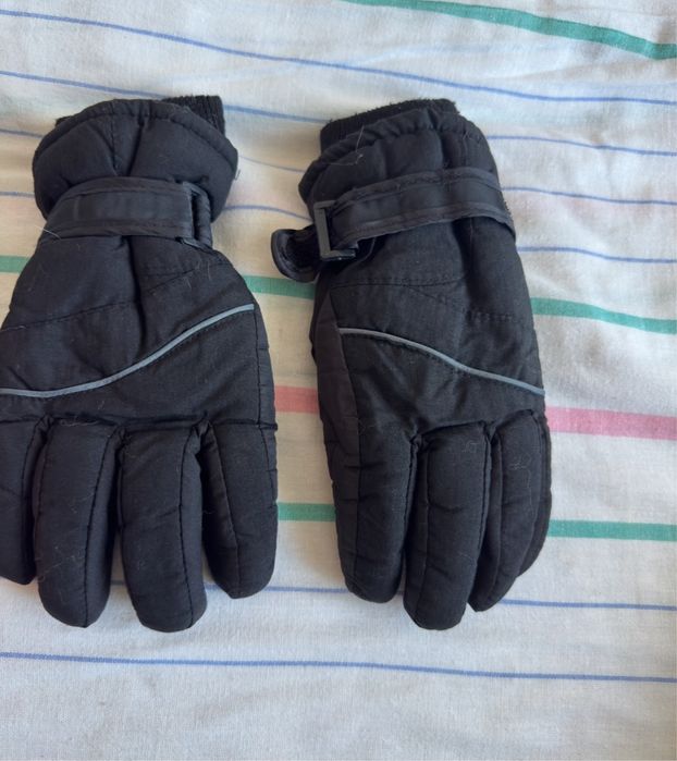 Водонепроникні рукавички