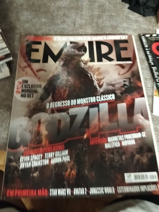 15 revistas Empire em português em boas condições 1 € cada uma