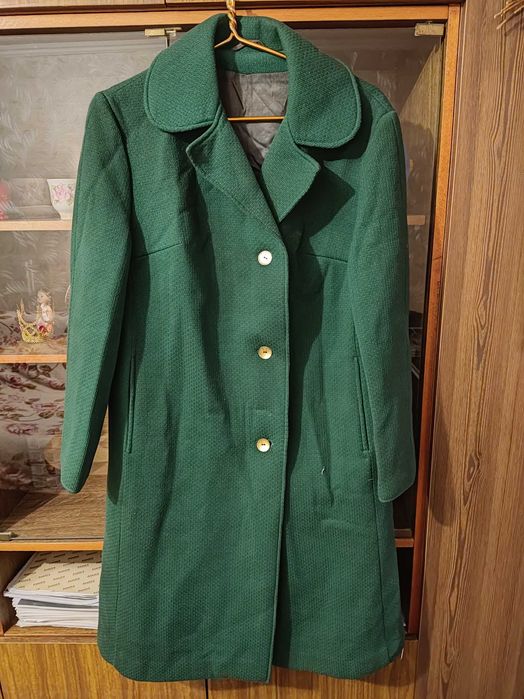 Женское осенне пальто. Витнаж.Ретро.