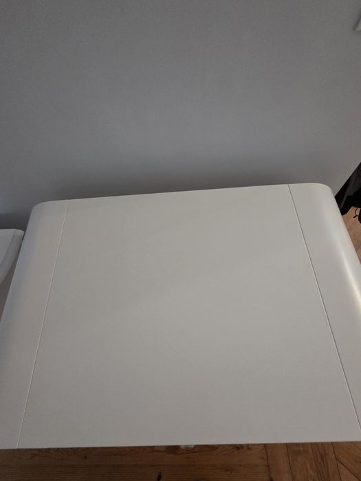 Conjunto mesa e gaveteira Kare