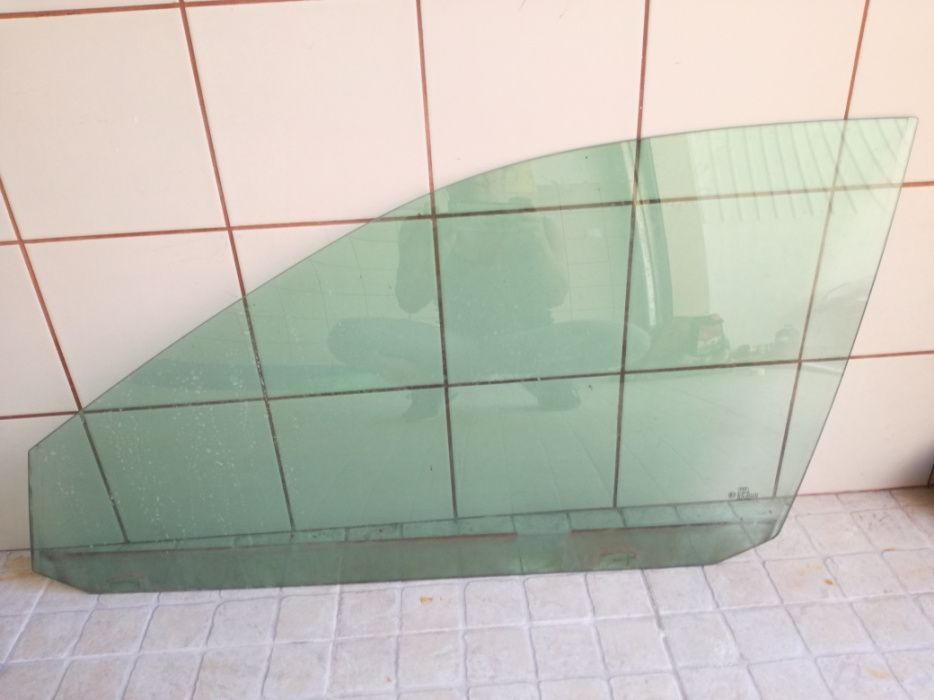 Vidro Audi A4 SIGLA