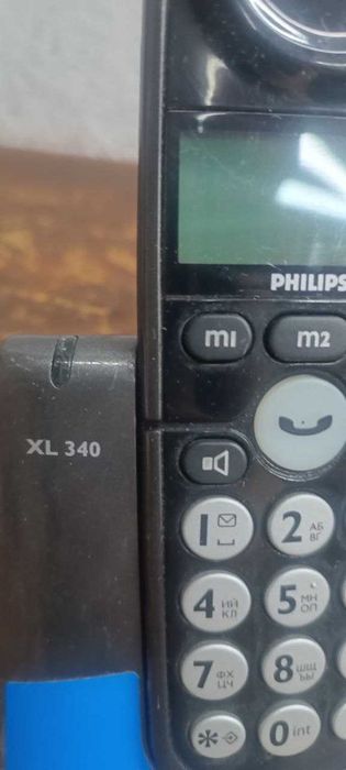 Бездротовий телефон Philips XL240
