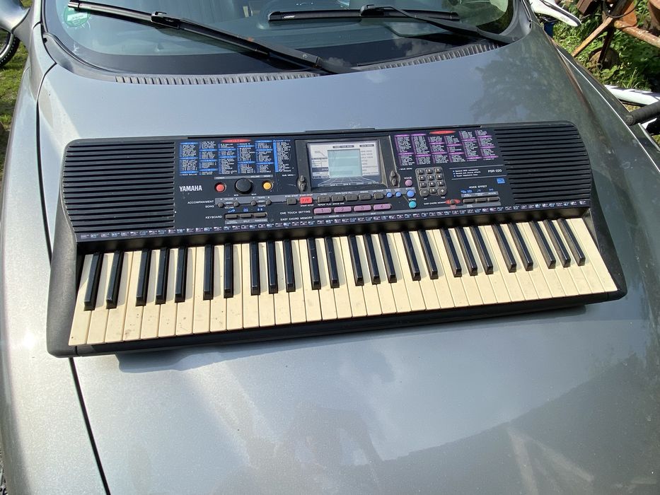 Keyboard Yamaha PSR-220
