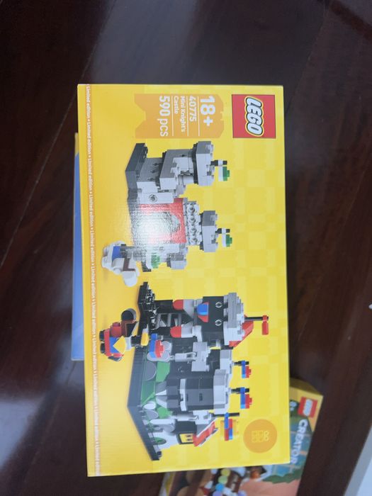 Vendo varios conjuntos lego